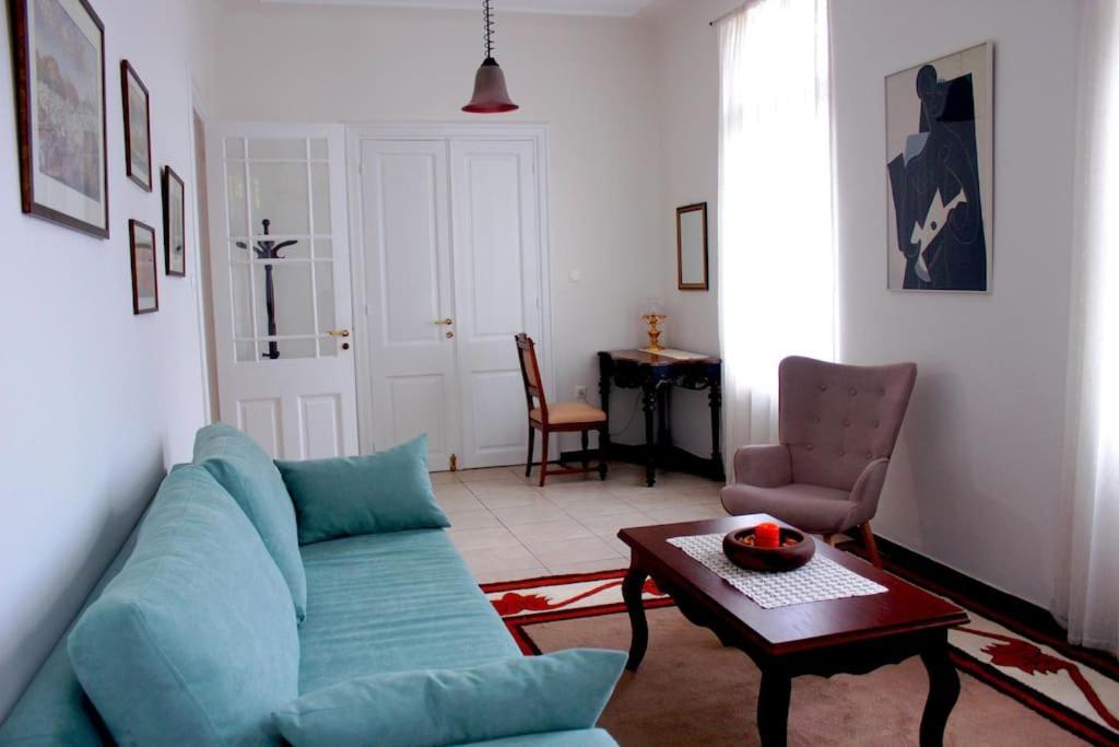 Calliope'S Neoclassical Home In The Heart Of Plaka Αθήνα Εξωτερικό φωτογραφία